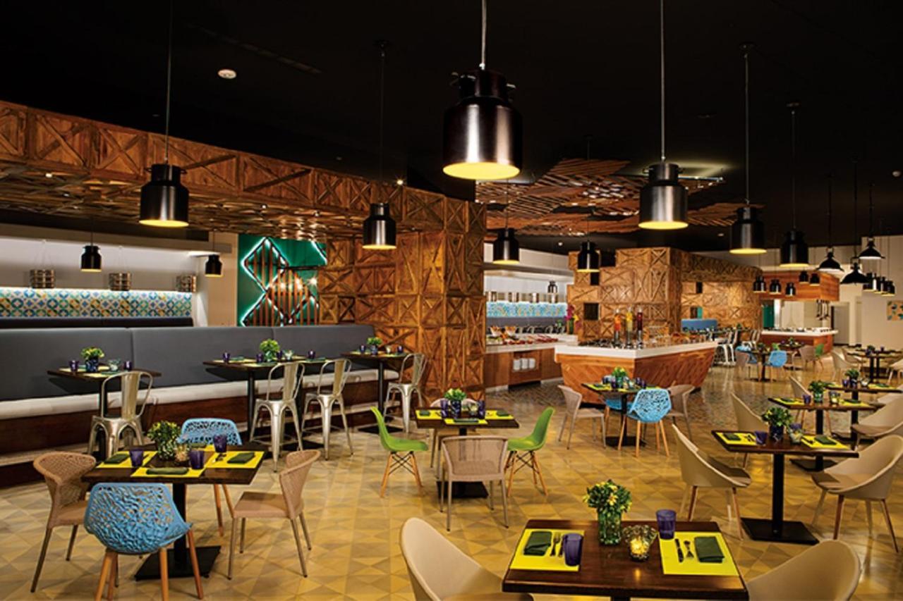 Secrets Riviera Cancun Resort & Spa (Adults Only) 푸에르토 모렐로스 외부 사진